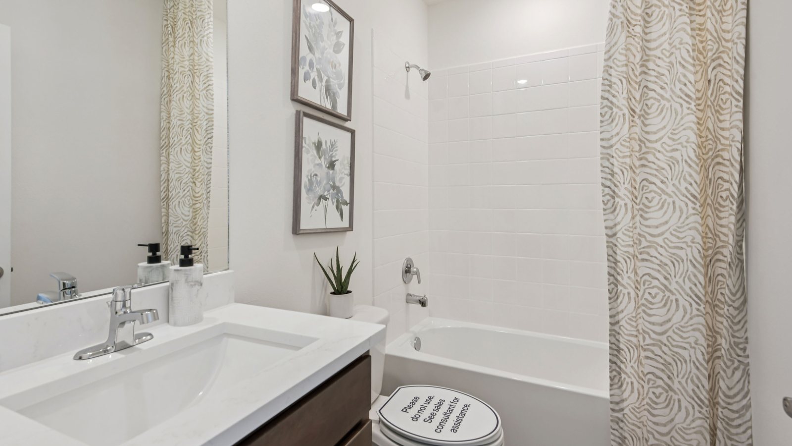 Coral plan — new D.R. Horton home in Tartan Farms