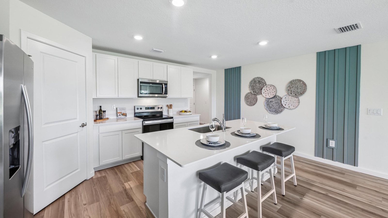 Cali plan — new D.R. Horton home in Marion Oaks