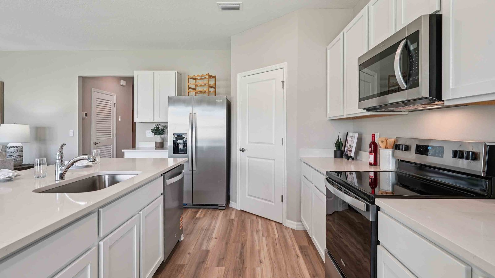 Madison plan — new D.R. Horton home in Oaks Preserve