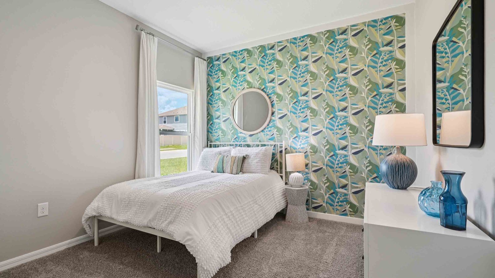 Madison plan — new D.R. Horton home in Oaks Preserve