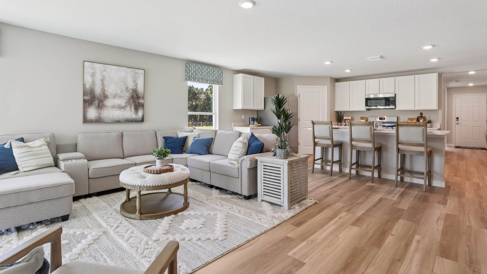 Lakeside plan — new D.R. Horton home in Emerson Pointe