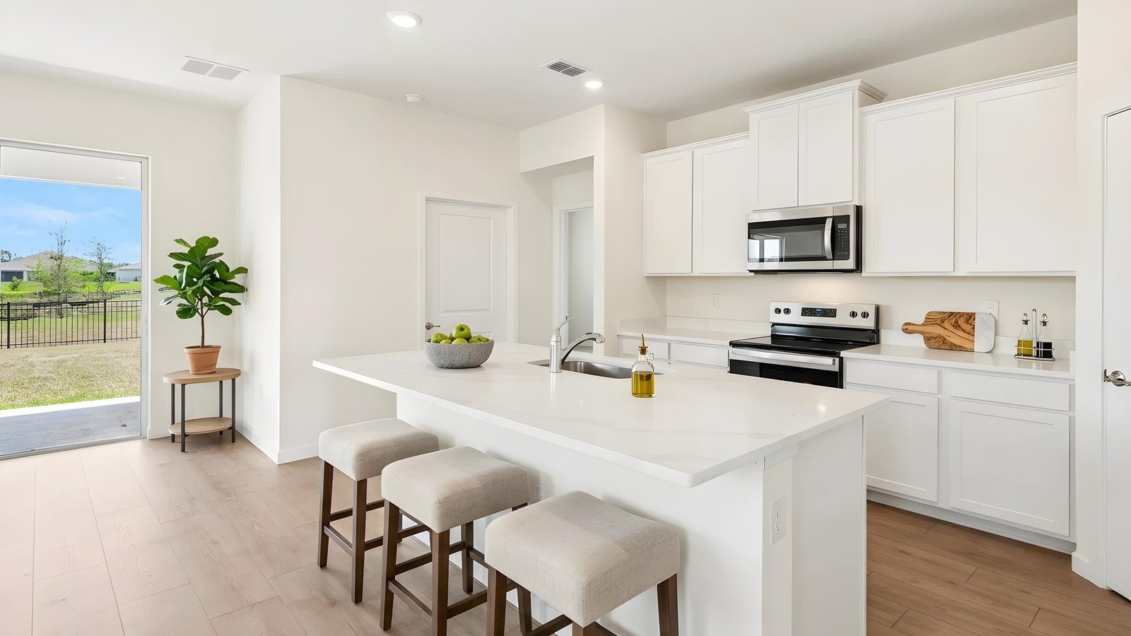 Clifton plan — new D.R. Horton home in Twisted Oaks