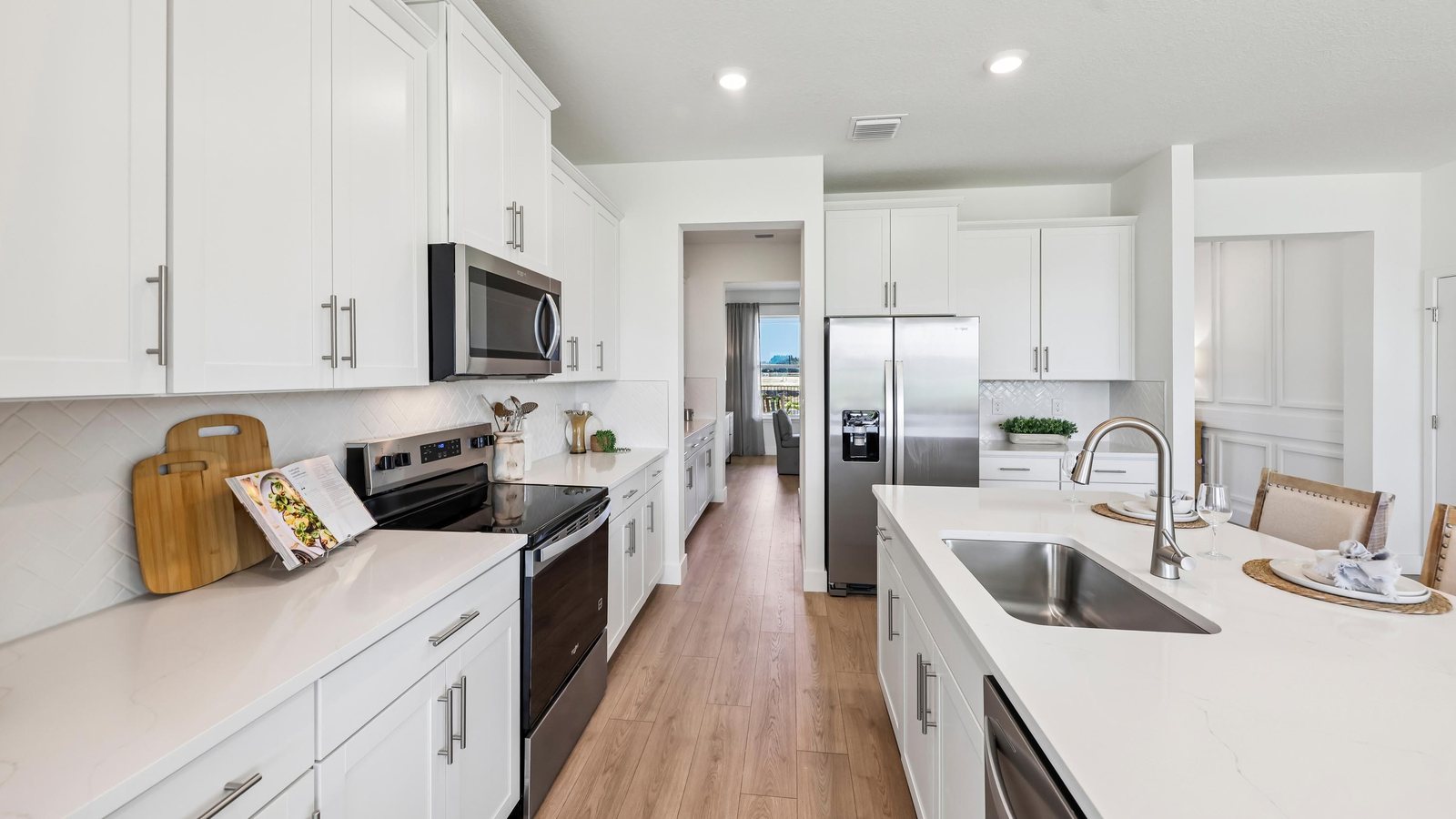 Holden plan — new D.R. Horton home in Sandal Key
